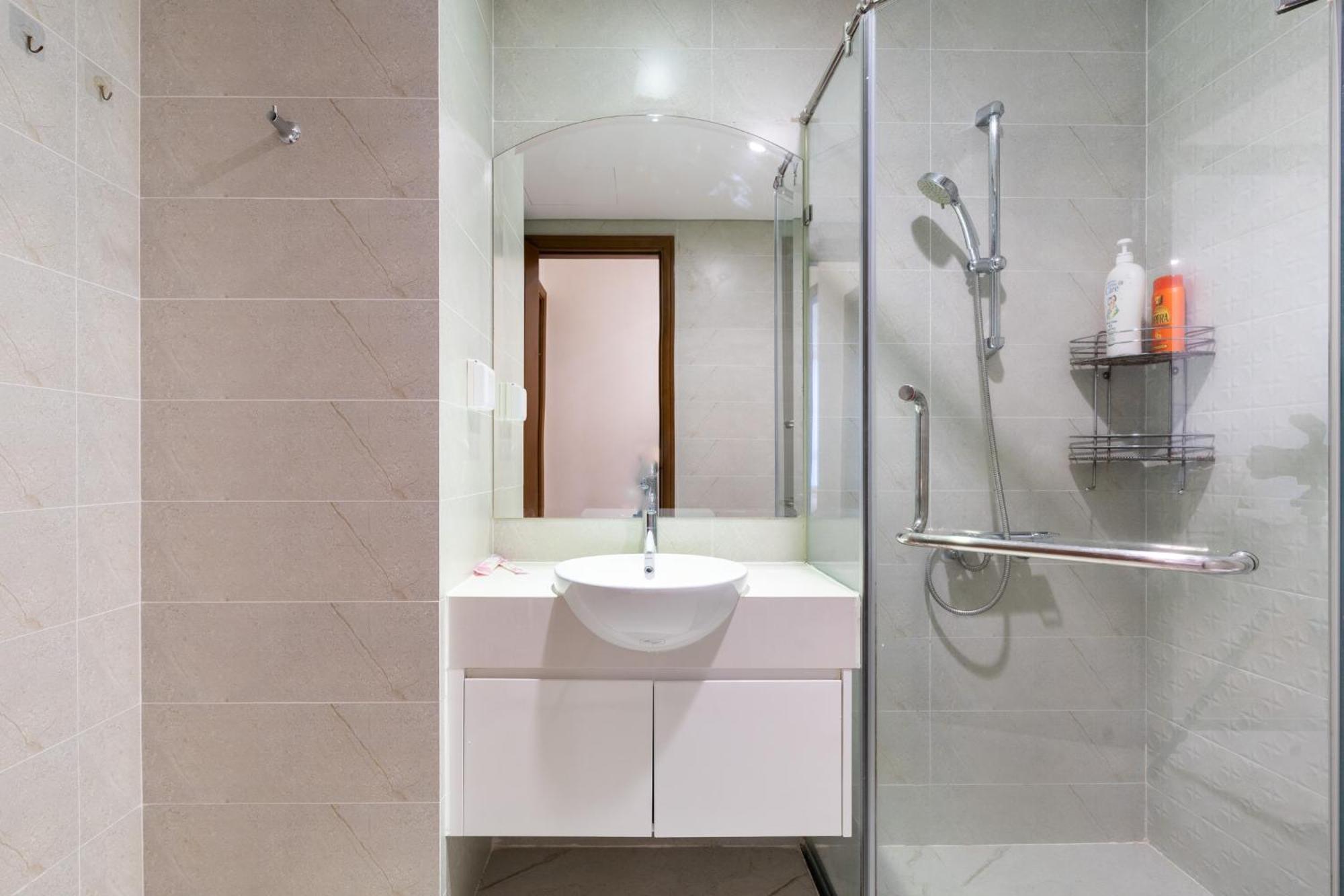 Vinhomes Central Park - Serviced Apartments Rental Ltd Ho-Chi-Minh-Stadt Exterior foto